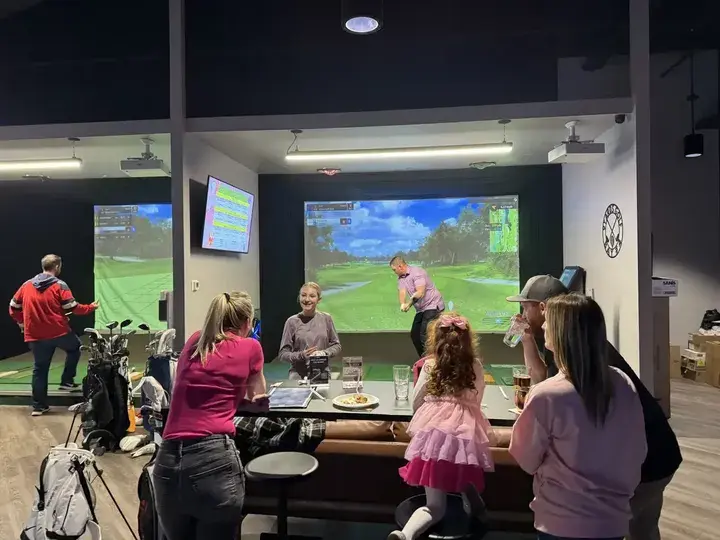 Simulator bays at 9Yards Golf in Pittsburgh